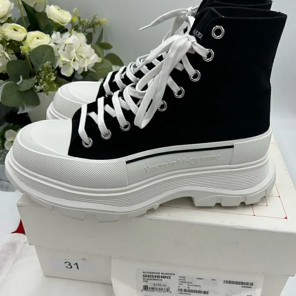 Men’s Alexander McQueen tread slick sneakers, size 44 made in Italy